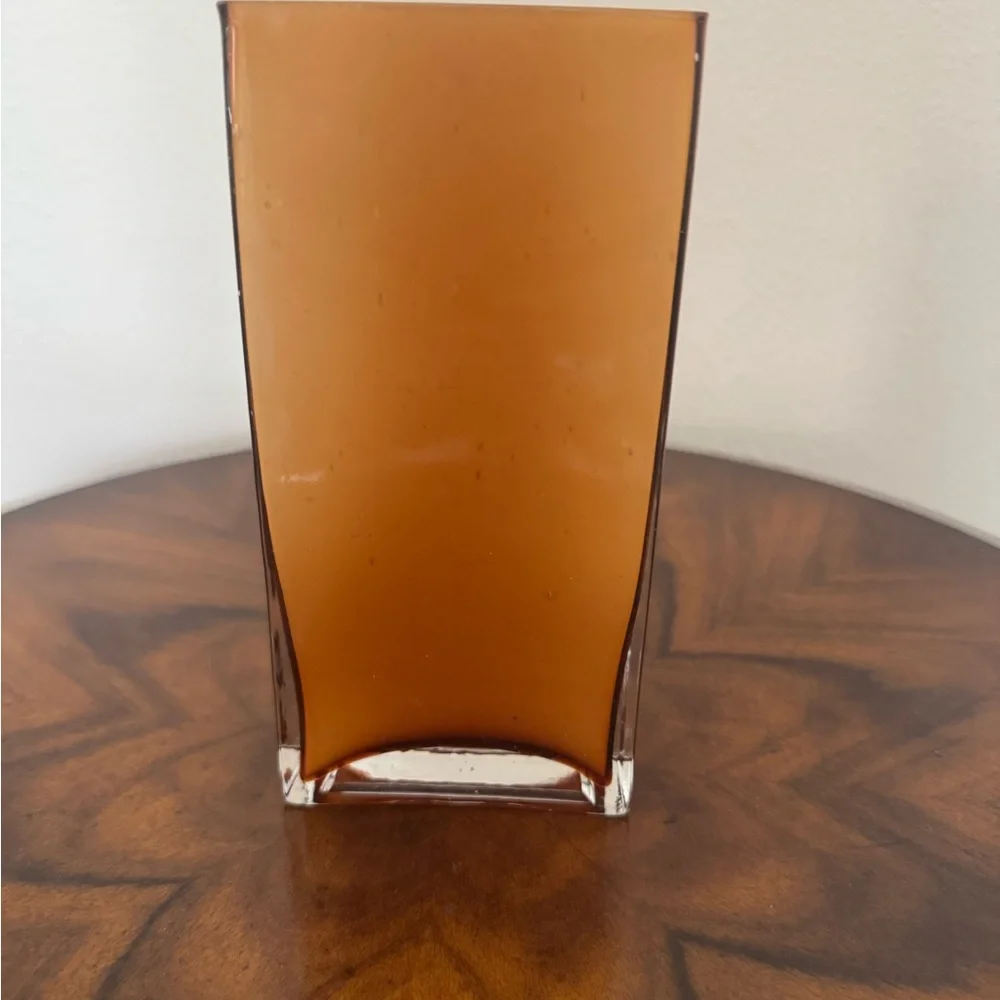 Elegant Italian Cased Amber Hand Blown Glass Vase 8 1/4 Inches - Picture 7 of 10